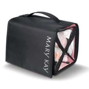 MARY KAY® TRAVEL ROLL-UP BAG